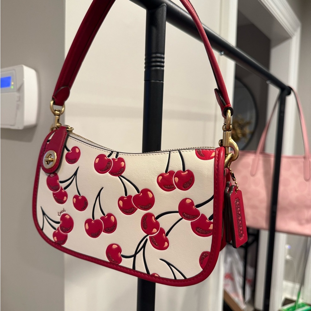 Coach swinger 20 Cherry Print Women's Bag